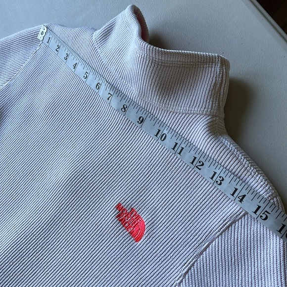 The North Face White Krestwood Fleece Lined Ribbed Knit Technical Jacket - Picture 17 of 17